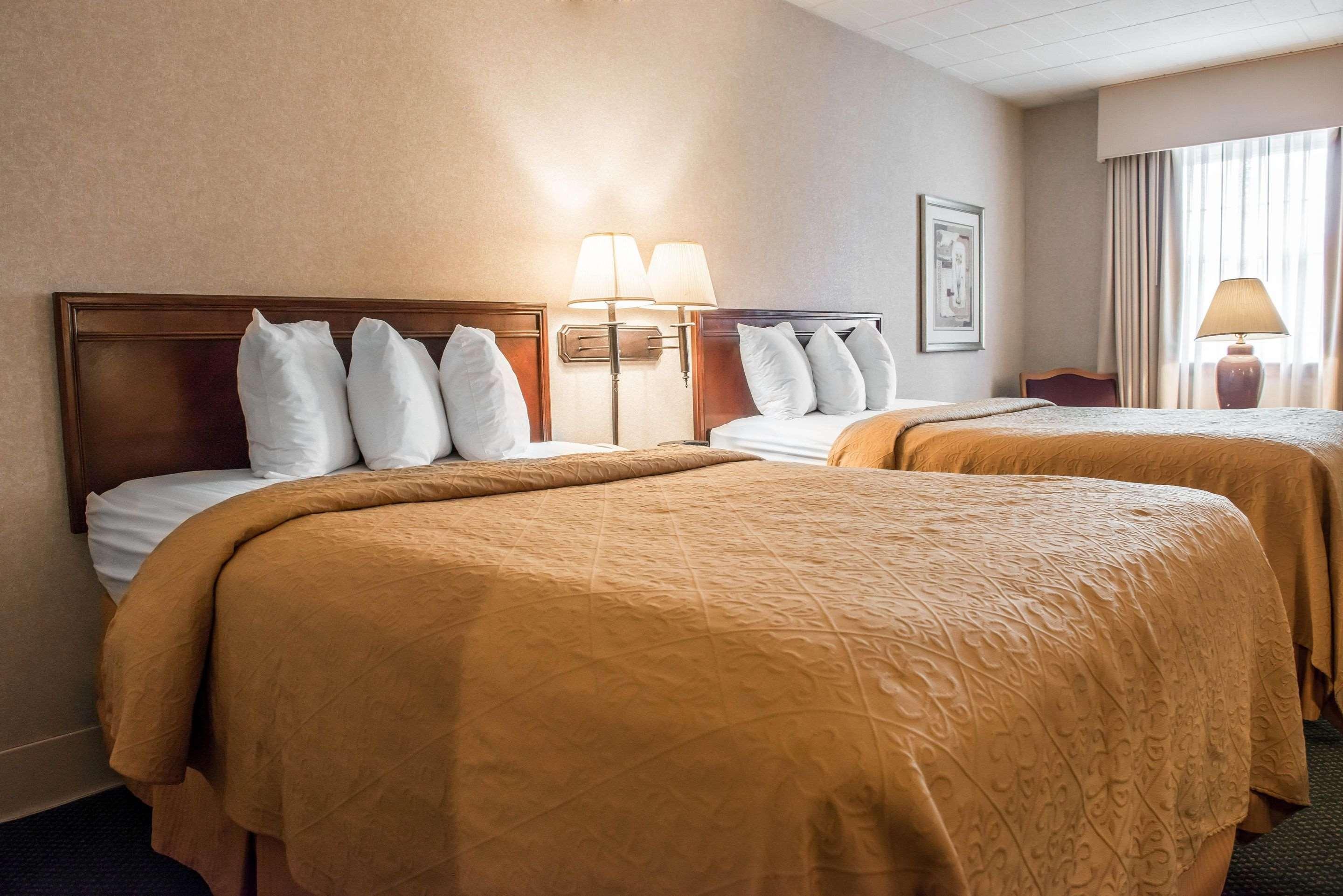 Quality Inn Pittsburgh Airport Oakdale Exteriér fotografie