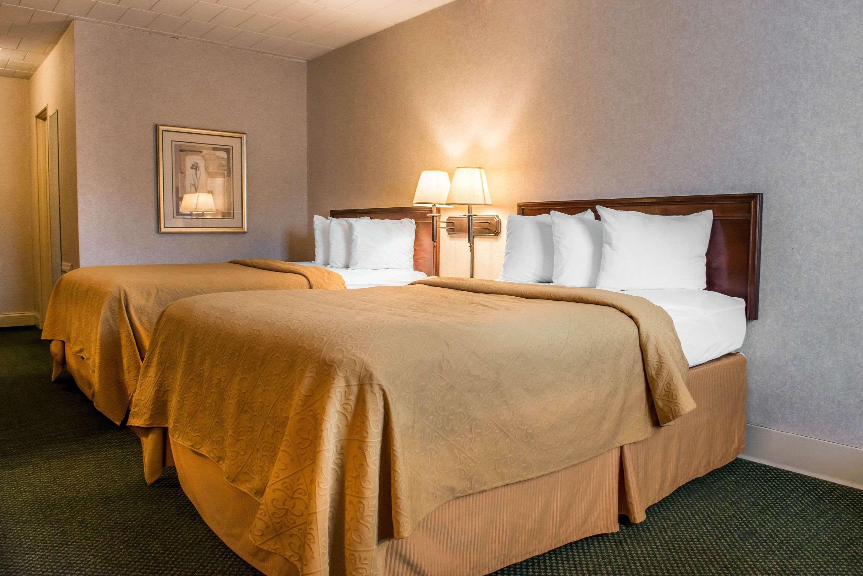 Quality Inn Pittsburgh Airport Oakdale Exteriér fotografie