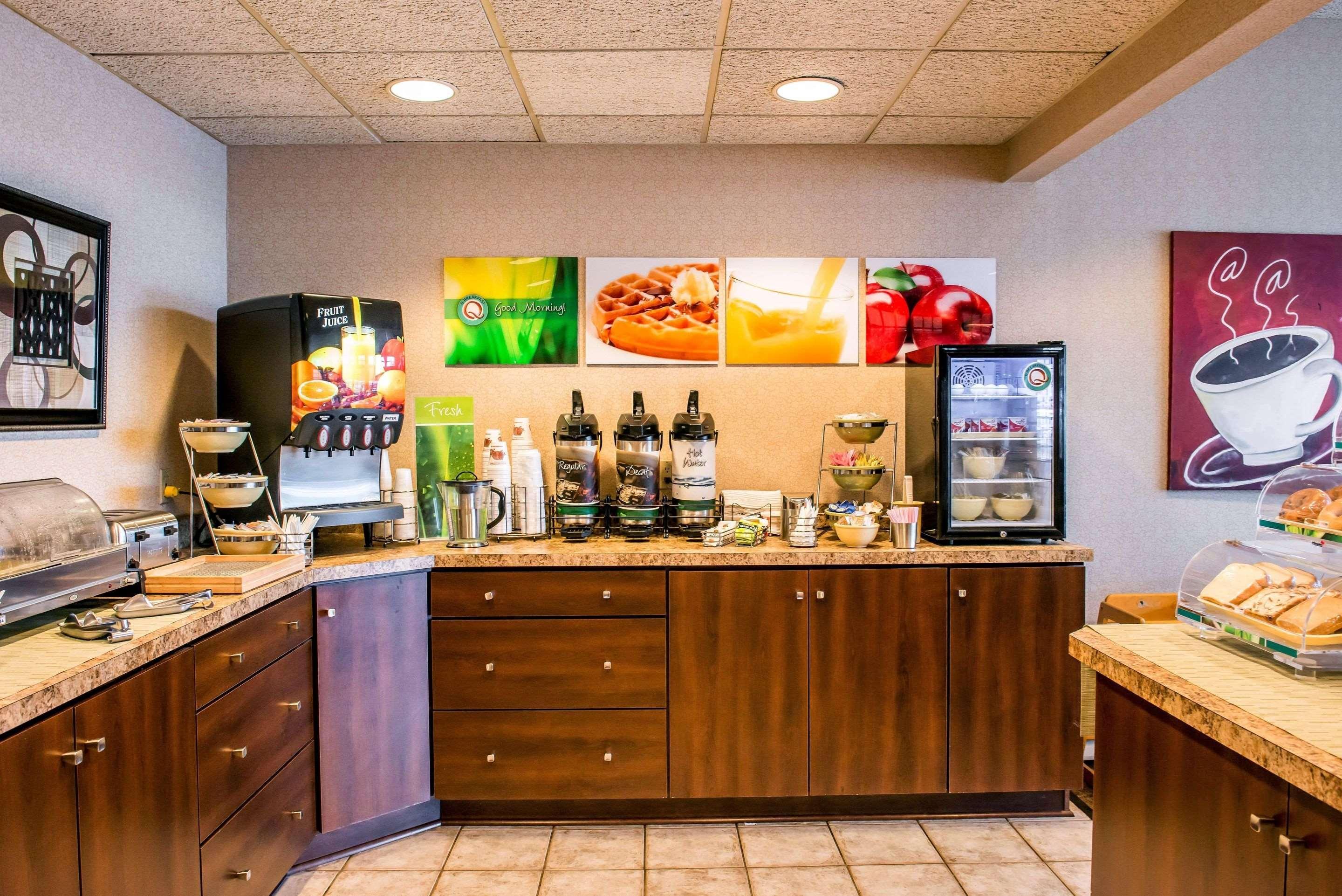 Quality Inn Pittsburgh Airport Oakdale Exteriér fotografie