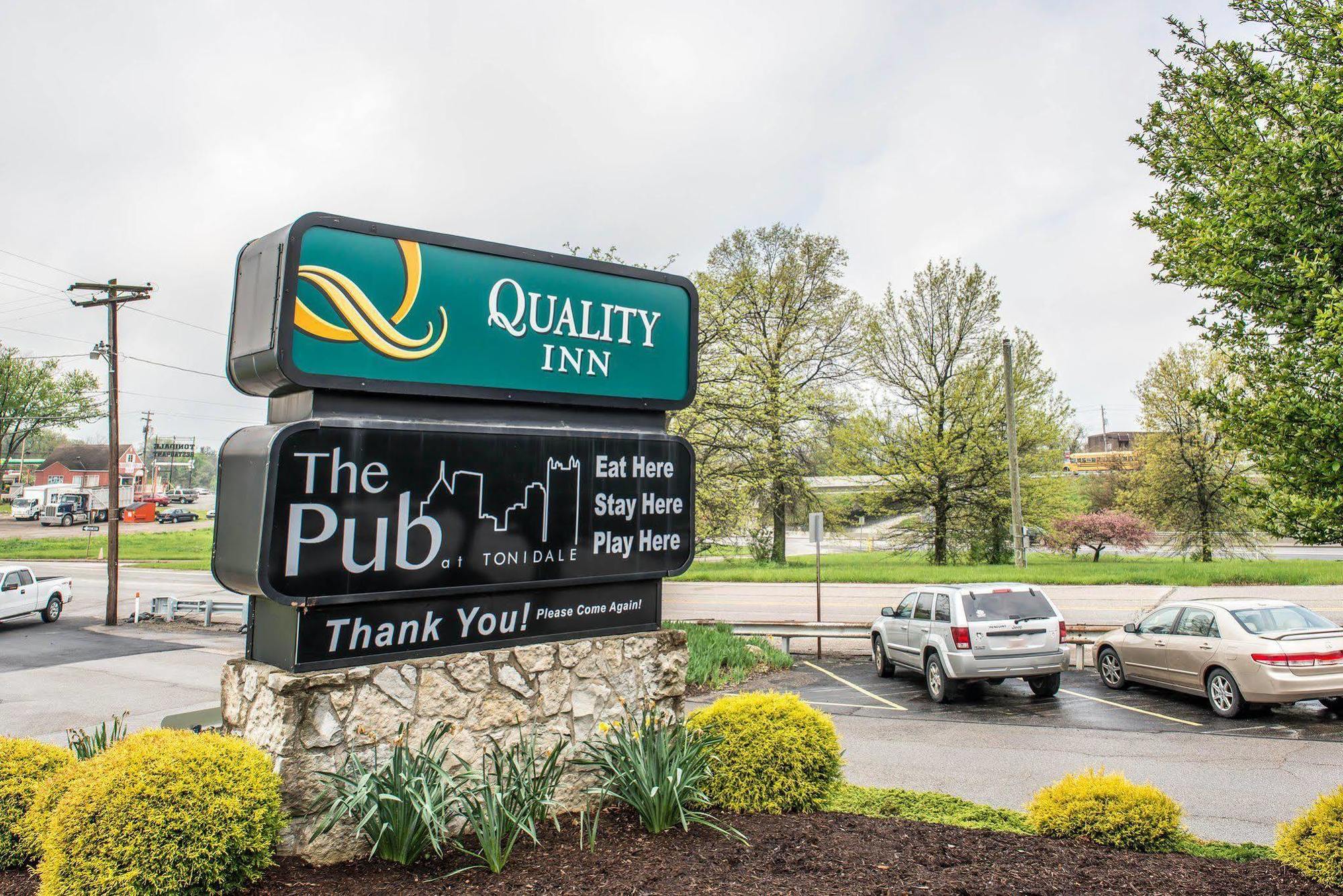 Quality Inn Pittsburgh Airport Oakdale Exteriér fotografie
